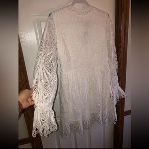 White long sleeve dress